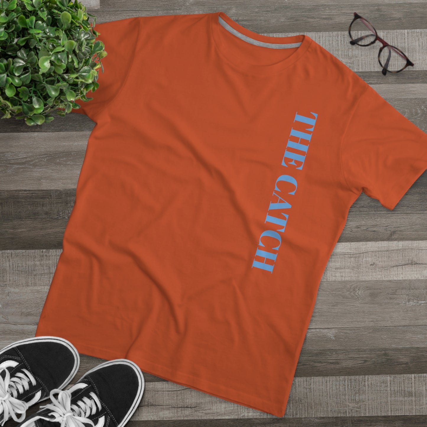 Trendy Men's Modern-fit Tee - 'The Catch' & 'Hello' Graphic Design - THE CATCH