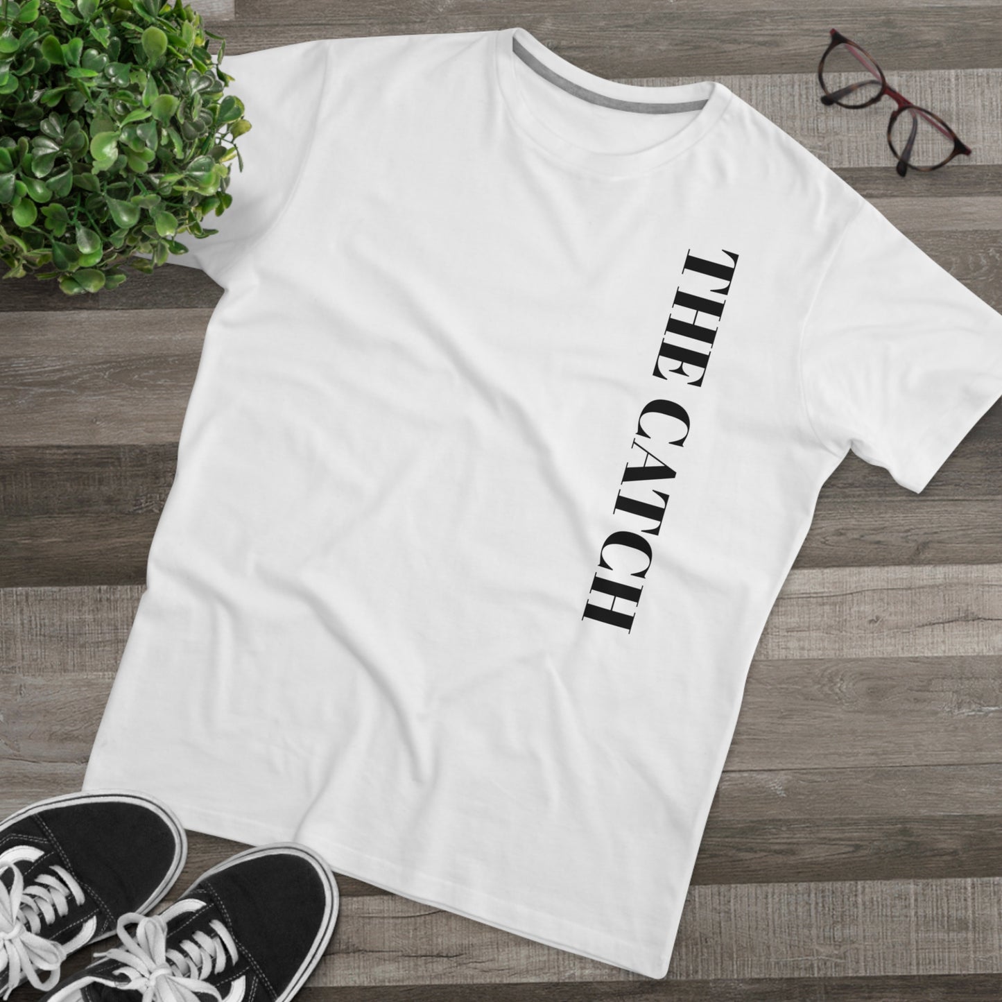 Urban Fashion Men's Modern-fit Tee - 'THE CATCH' Graphic Shirt for Trendsetters - THE CATCH