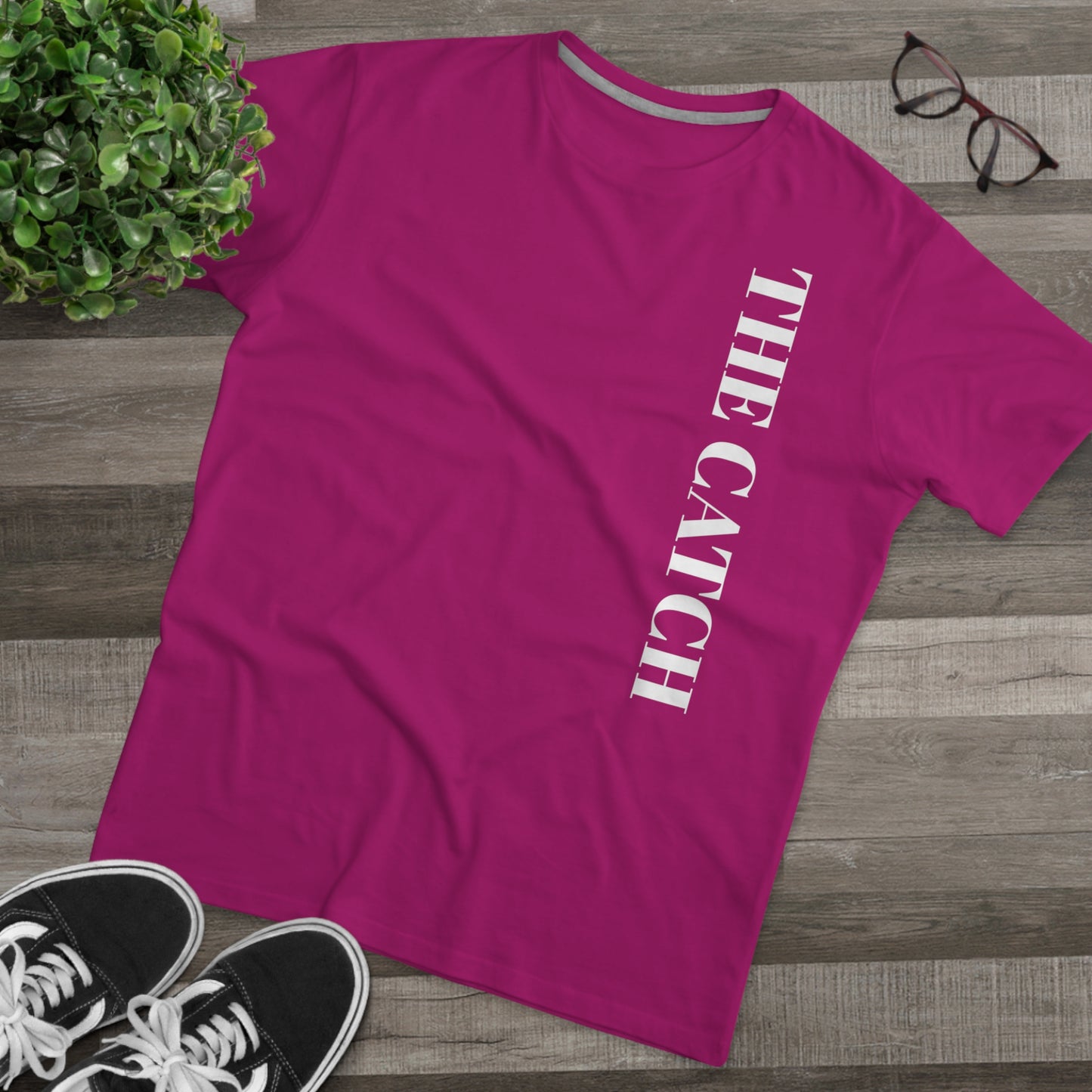 Men's Modern-Fit Tee - Stylish Casual Tee with "THE CATCH" Design